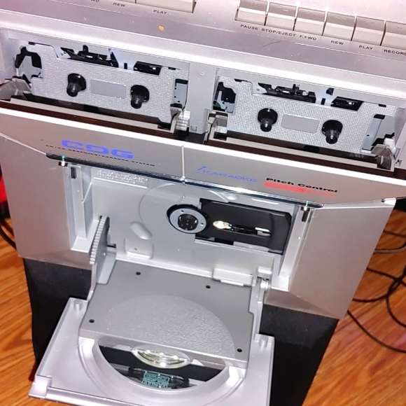 Karaoke Machine SCHOOL PARTY FUN loud speaker - Picture 8 of 8